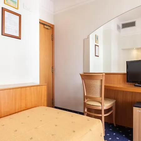 Astor 3* Rímini
