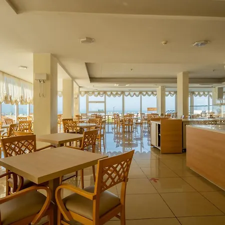 Astor 3* Римини