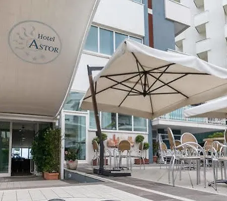 Astor Отель 3*