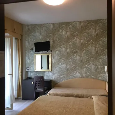 Astor Otel 3*