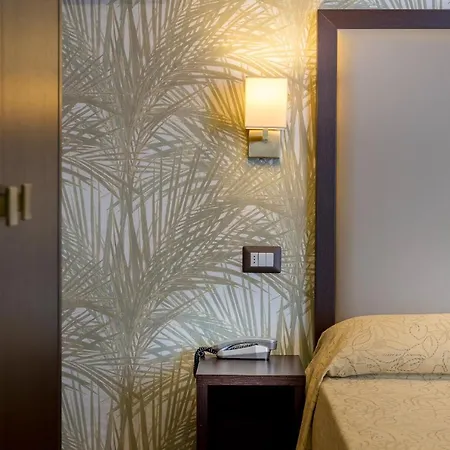 Astor 3*