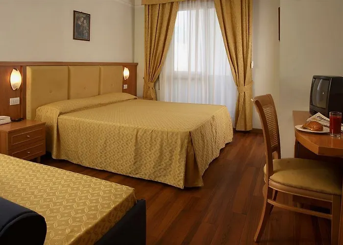 Astor Hotel
