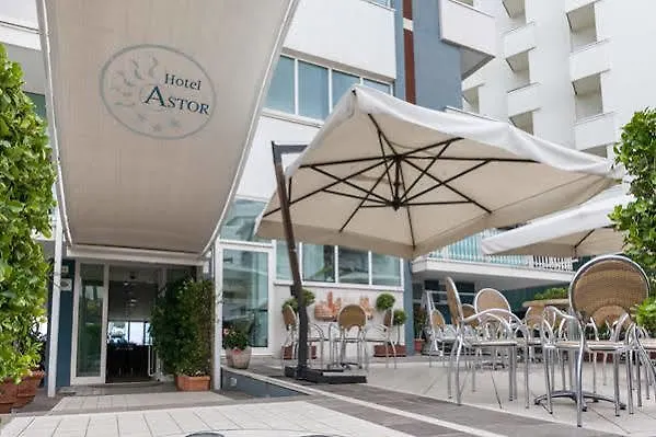Astor Hotel 3*