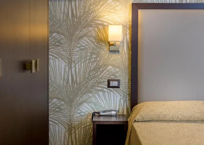 Astor 3*
