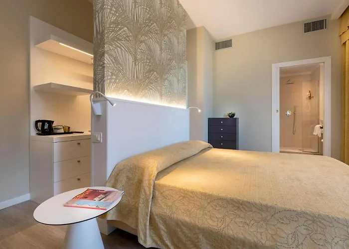 Astor Hotel 3*