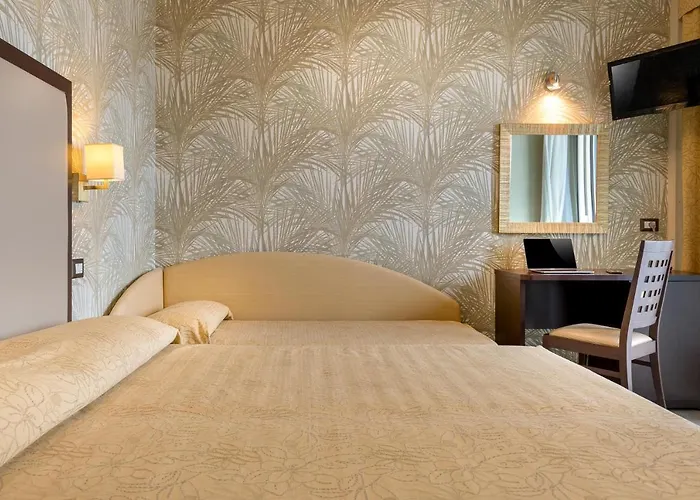 Hotel Astor 3*